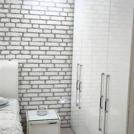 Luxury Sunrise Complex Апартаменты *